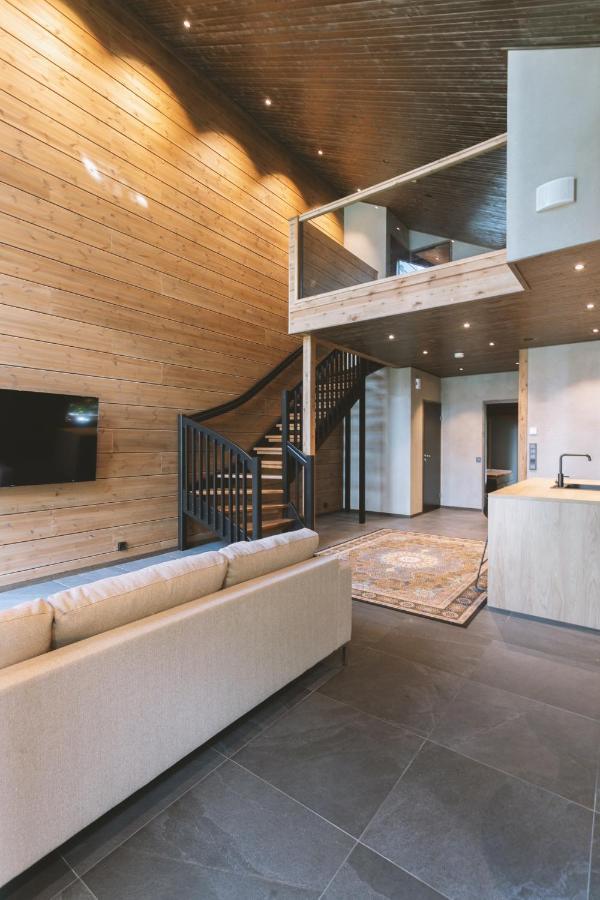 Luxury Villa Lapland โรวานิเอมิ ภายนอก รูปภาพ